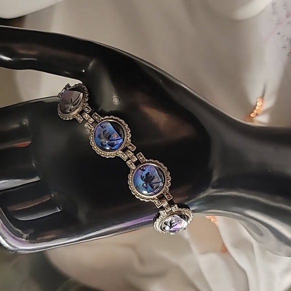 Vintage Morpho Butterfly Wing Bracelet - Picture 4 of 4